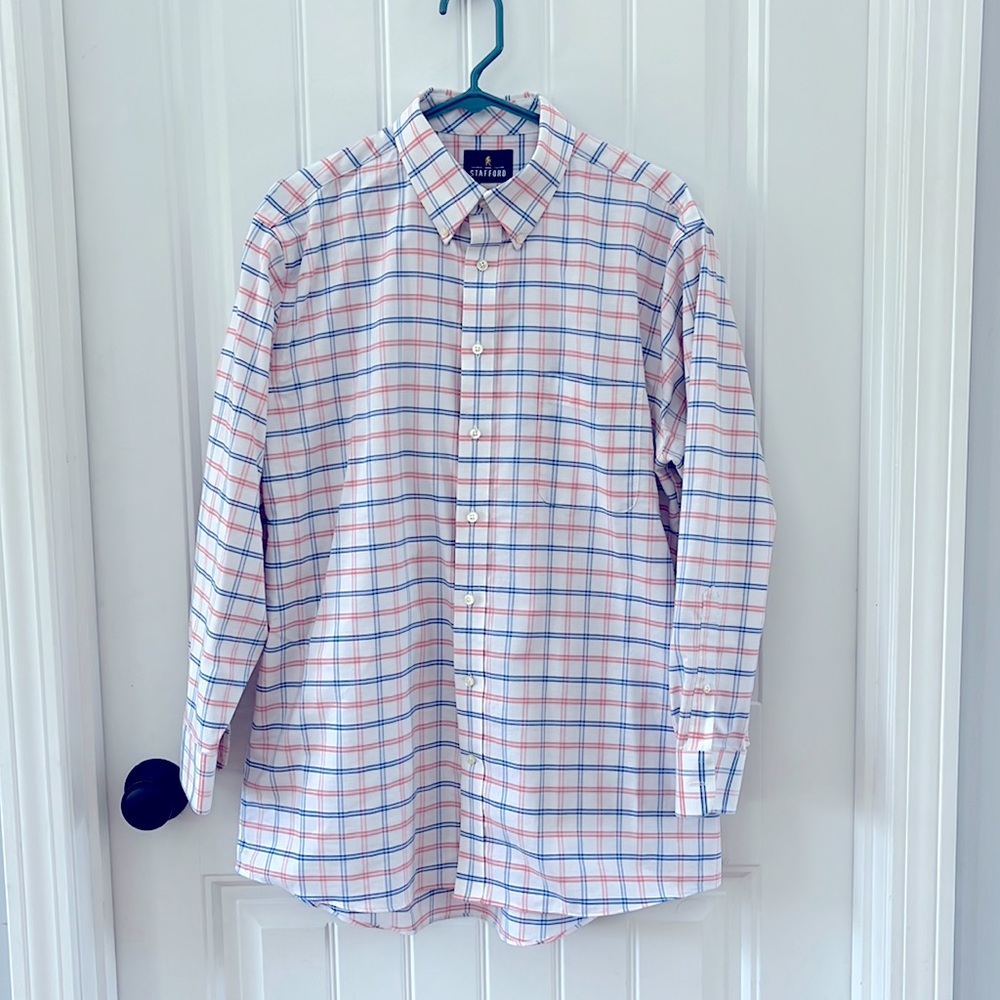 Men’s Large (16 1/2 32/33) Red White and Blue Stanford Dress Shirt.